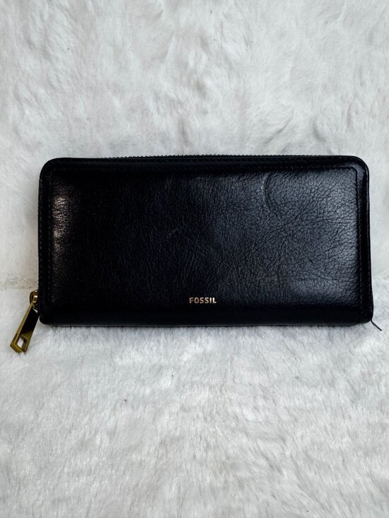 Fossil Handbags - Fossil Black Leather Zip-Around Wallet Gold Accents Multiple Card Slots Logo